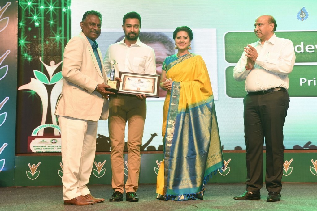 Amma Sports Foundation Awards 2016 - 14 / 15 photos
