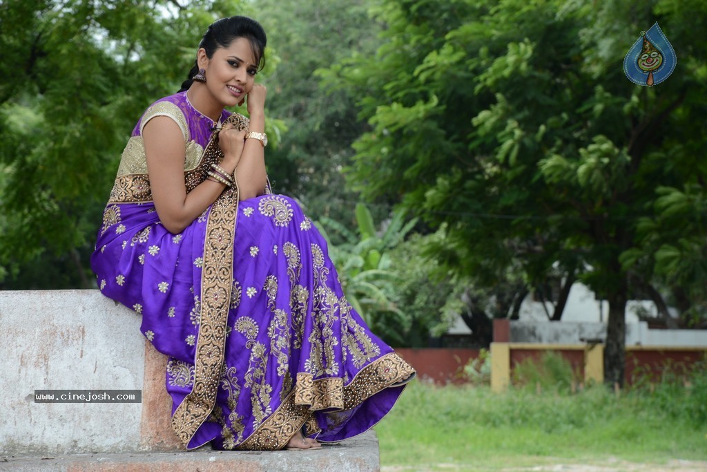 Anasuya at MAA Mahalakshmi Event - 103 / 105 photos