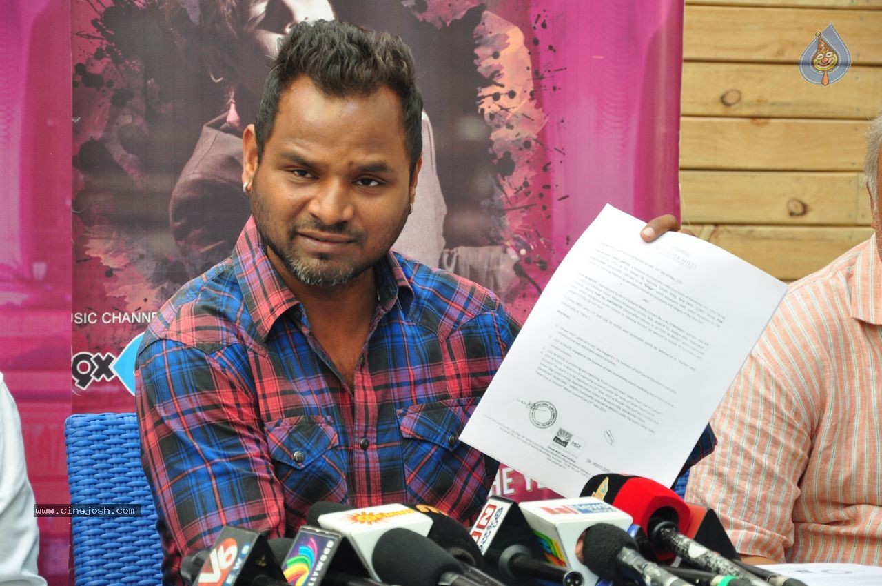 Ankit Tiwari Live Musical Concert Cancelled PM - 15 / 23 photos