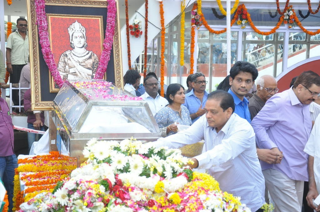 ANR Condolences Photos 04 - 62 / 280 photos