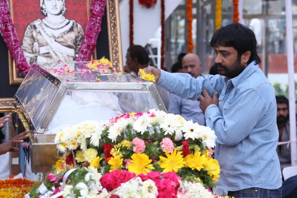 ANR Condolences Photos 04 - 82 / 280 photos