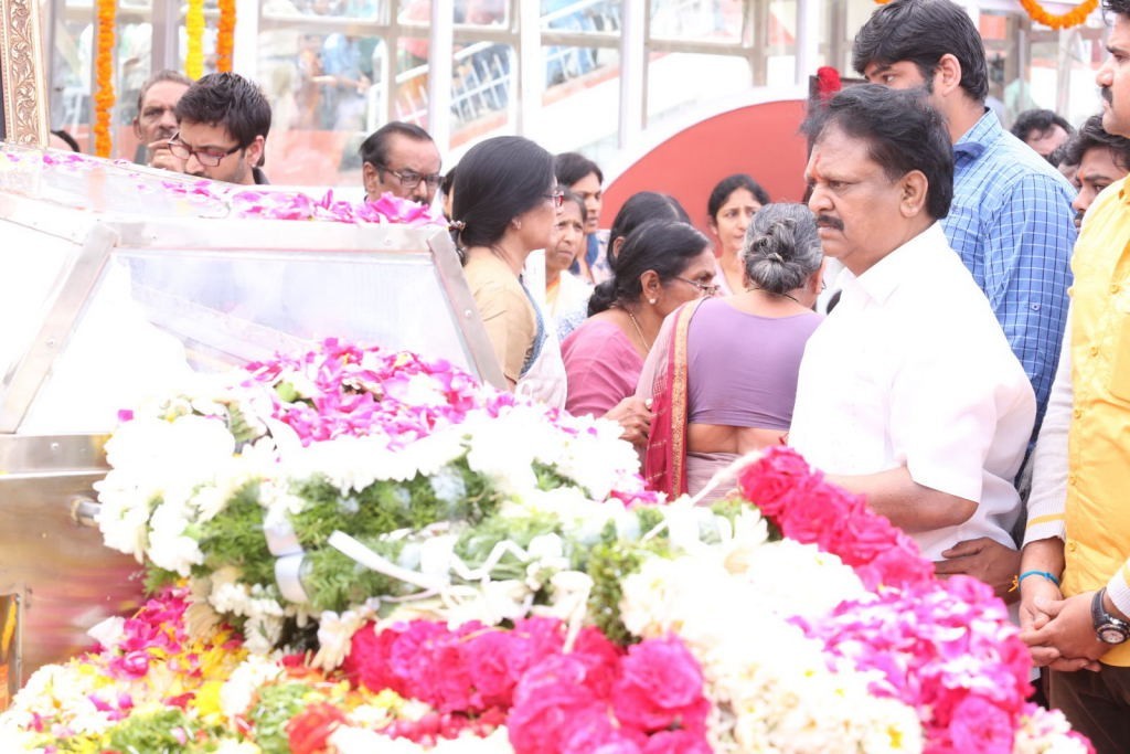 ANR Condolences Photos 04 - 88 / 280 photos