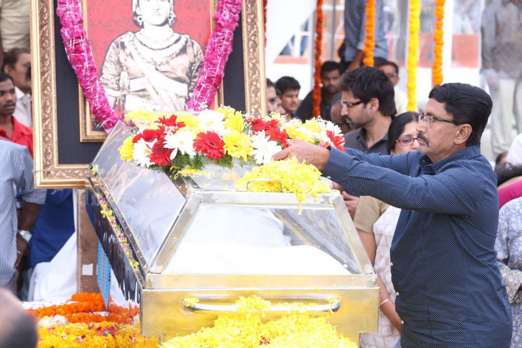 ANR Condolences Photos 04 - 169 / 280 photos