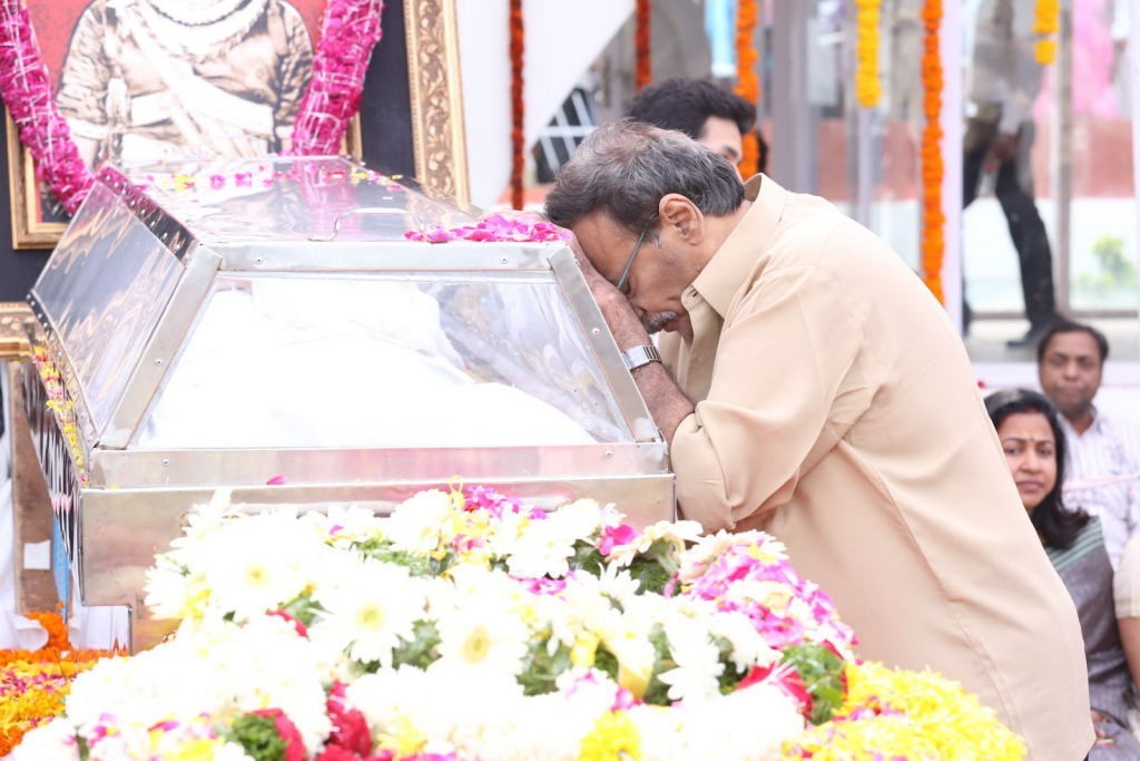 ANR Condolences Photos 04 - 177 / 280 photos