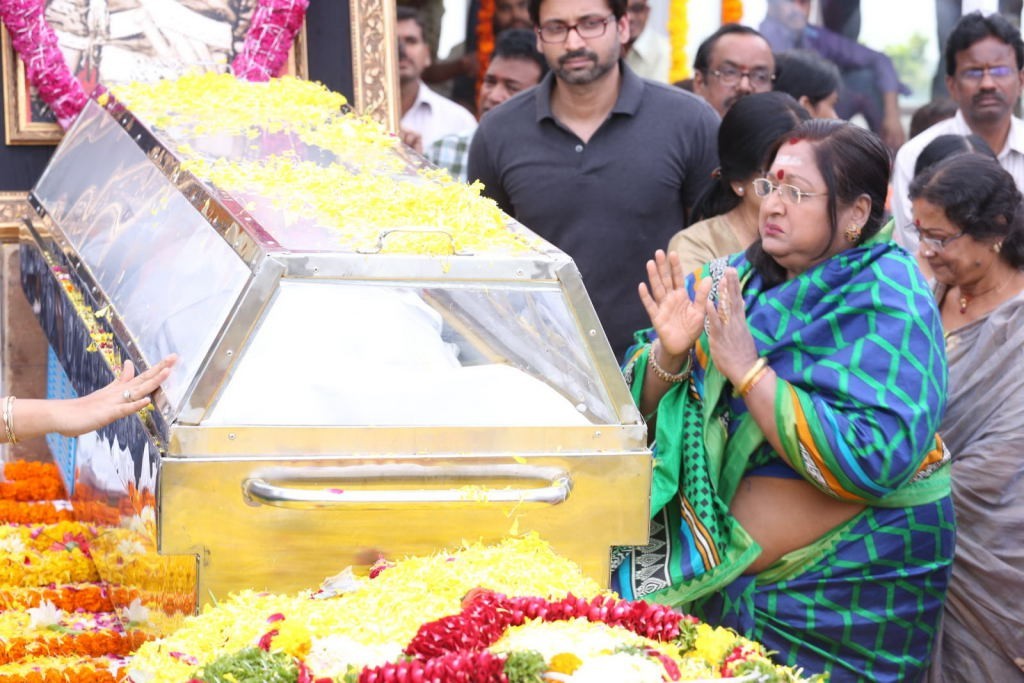 ANR Condolences Photos 04 - 232 / 280 photos