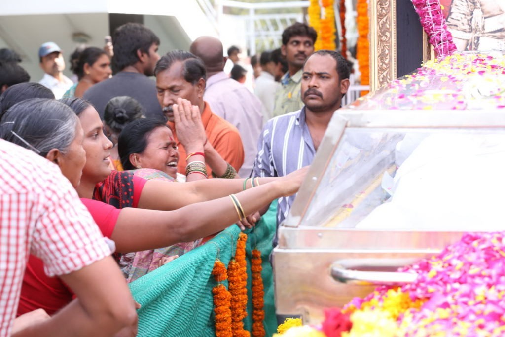 ANR Condolences Photos 05 - 18 / 138 photos