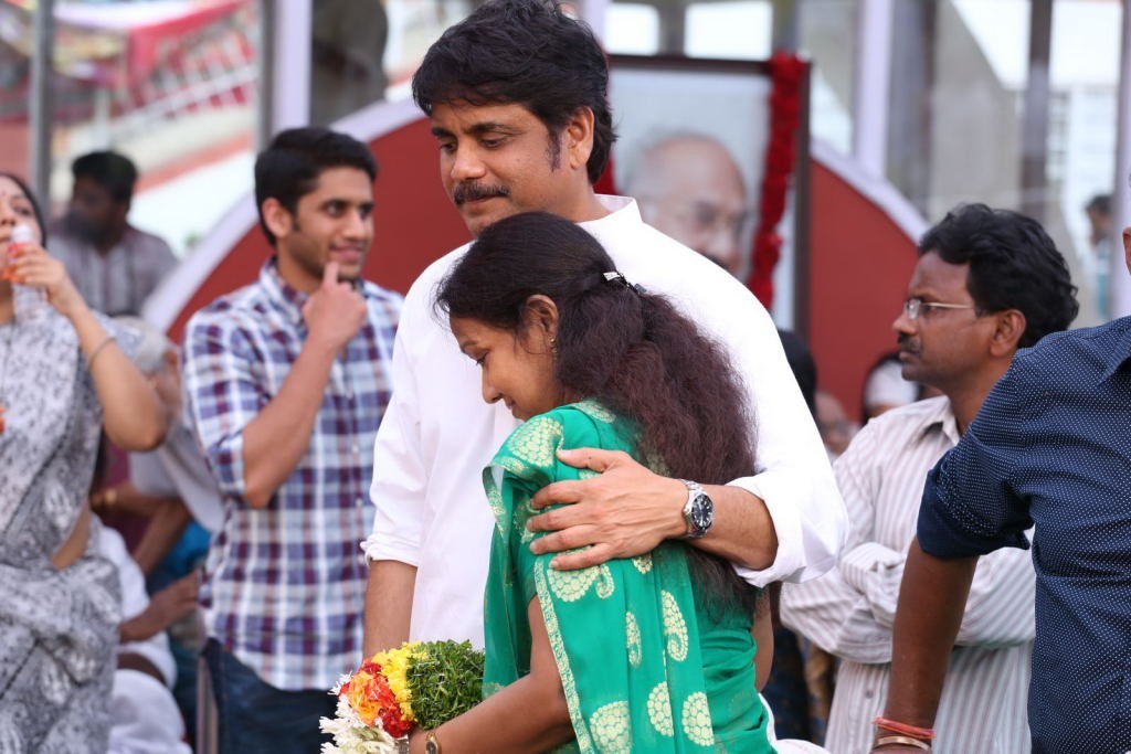 ANR Condolences Photos 06 - 30 / 194 photos