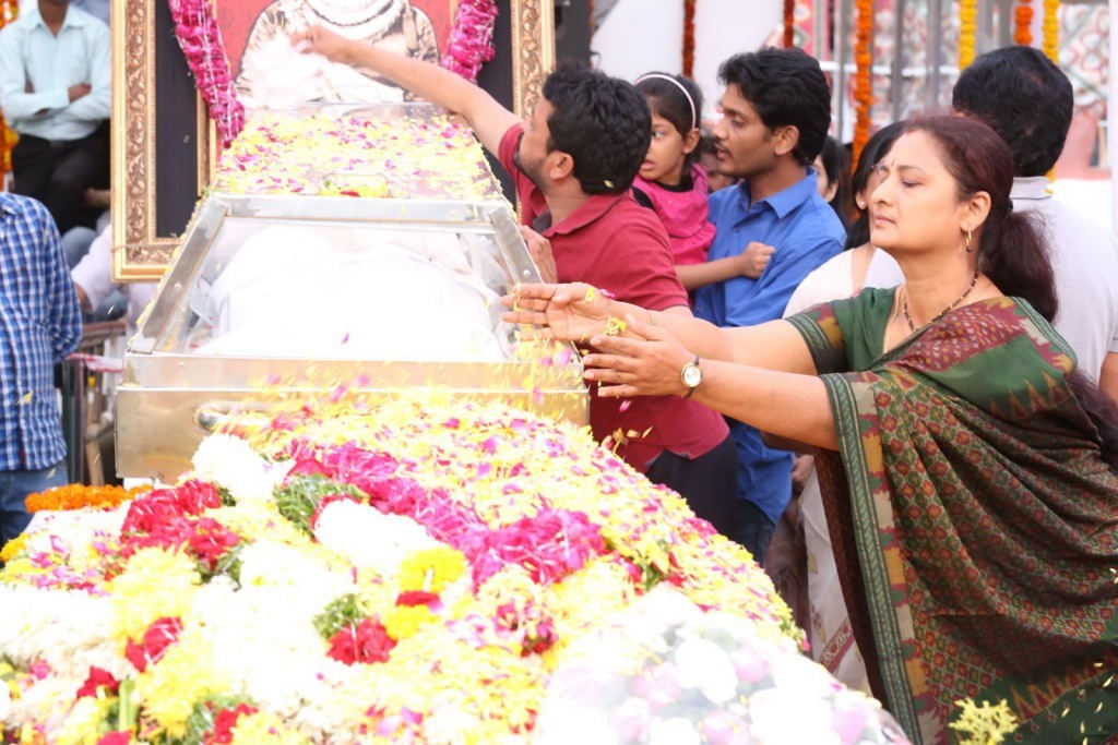 ANR Condolences Photos 06 - 37 / 194 photos