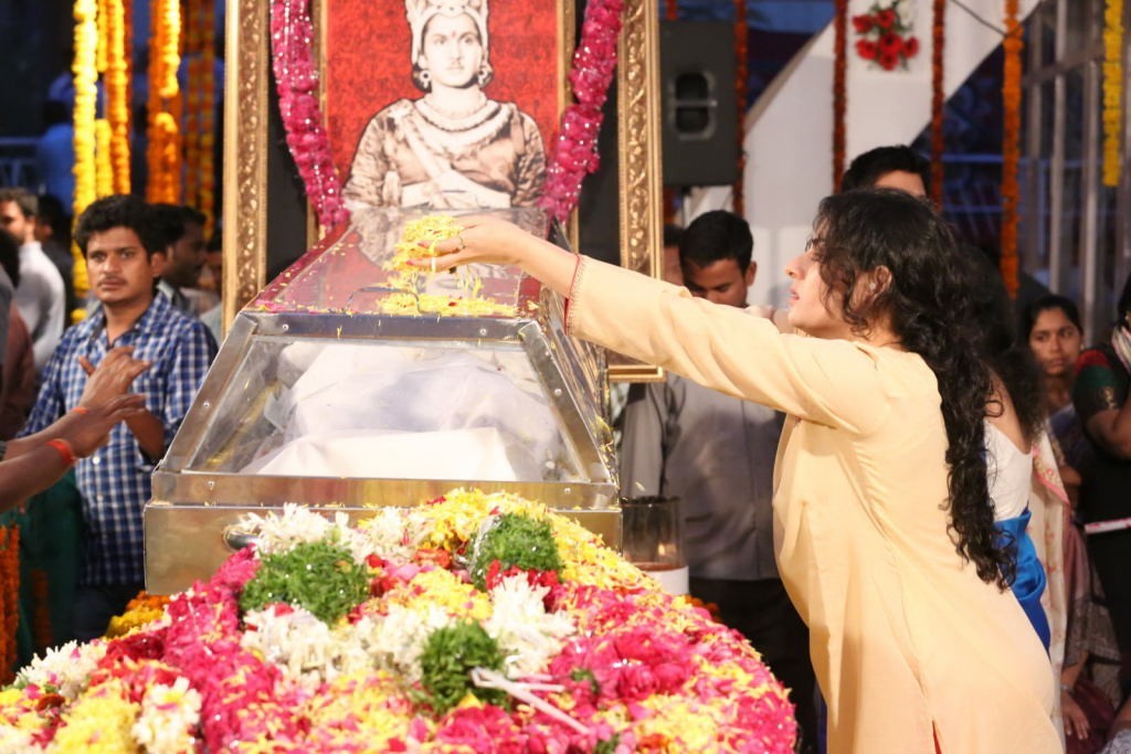 ANR Condolences Photos 06 - 41 / 194 photos