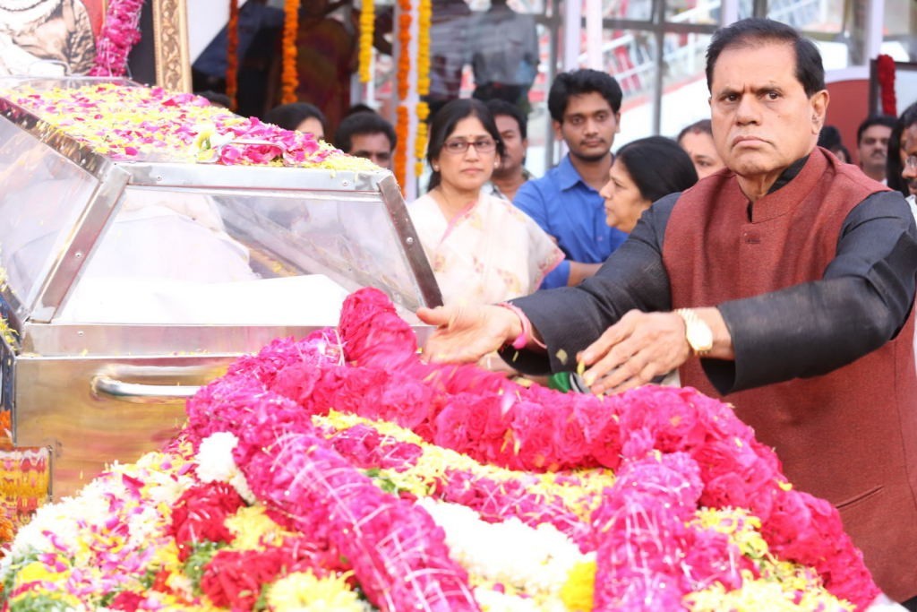 ANR Condolences Photos 06 - 63 / 194 photos