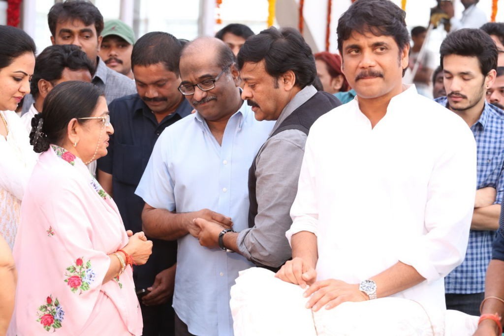 ANR Condolences Photos 06 - 139 / 194 photos