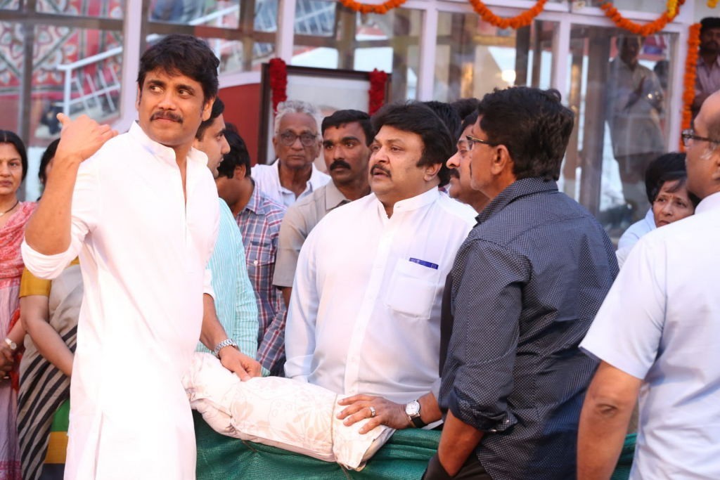 ANR Condolences Photos 06 - 175 / 194 photos