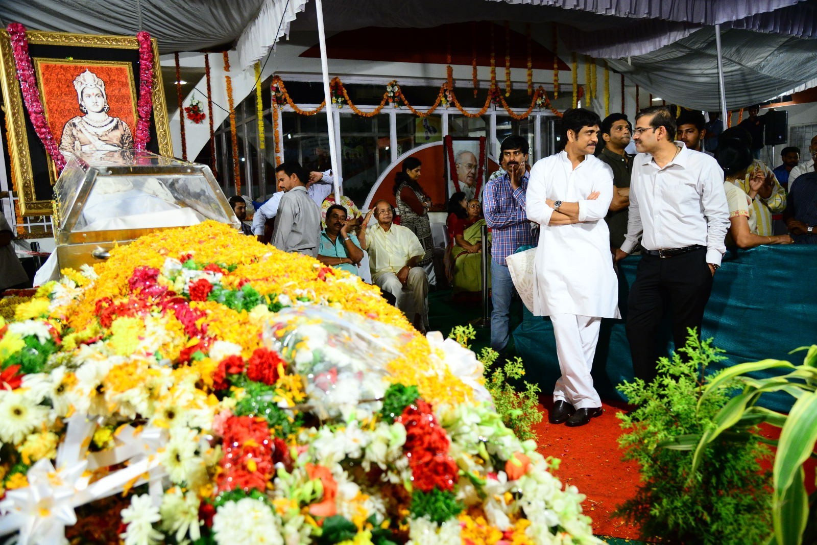 ANR Condolences Photos 08 - 7 / 190 photos