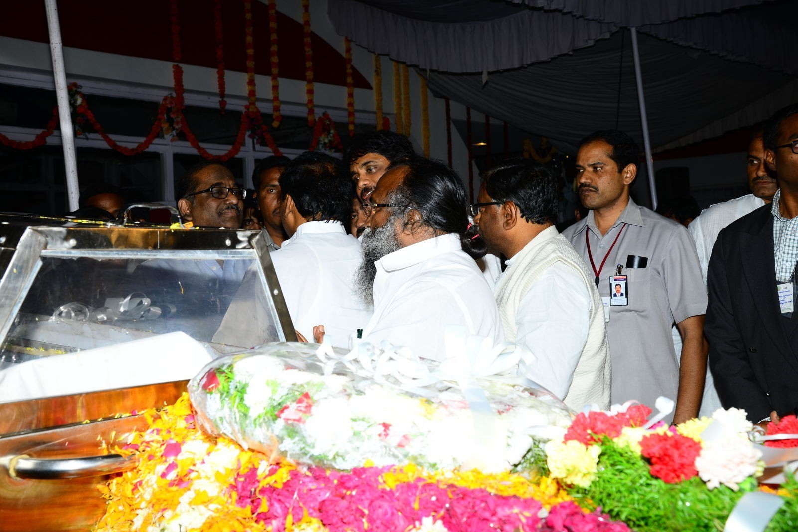 ANR Condolences Photos 08 - 30 / 190 photos