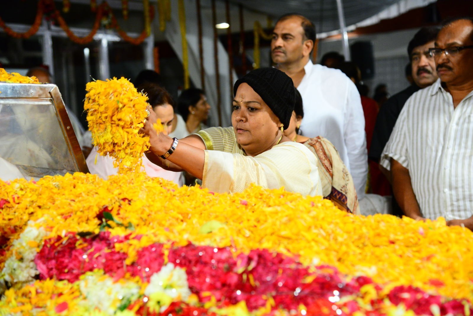 ANR Condolences Photos 08 - 31 / 190 photos