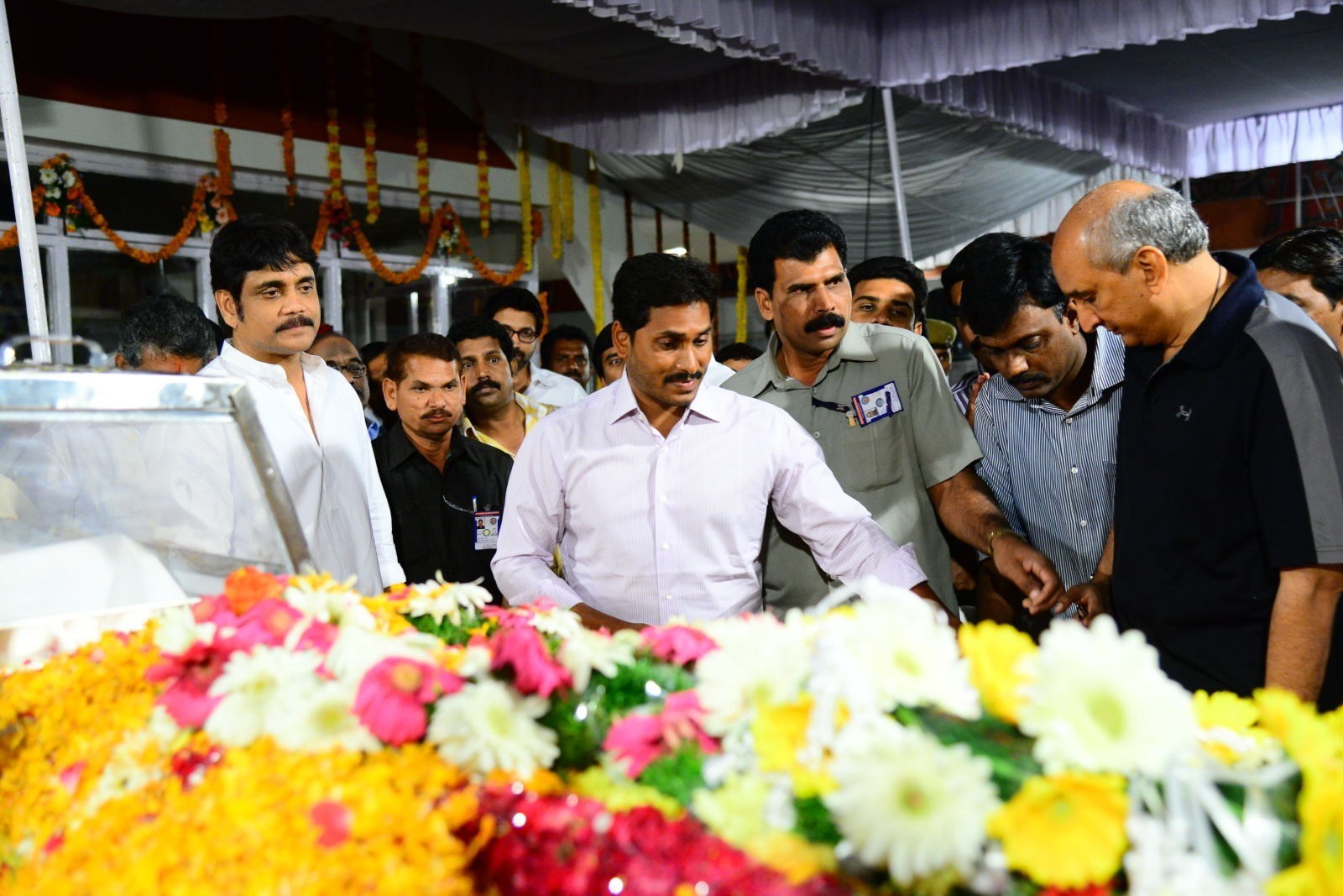 ANR Condolences Photos 08 - 52 / 190 photos