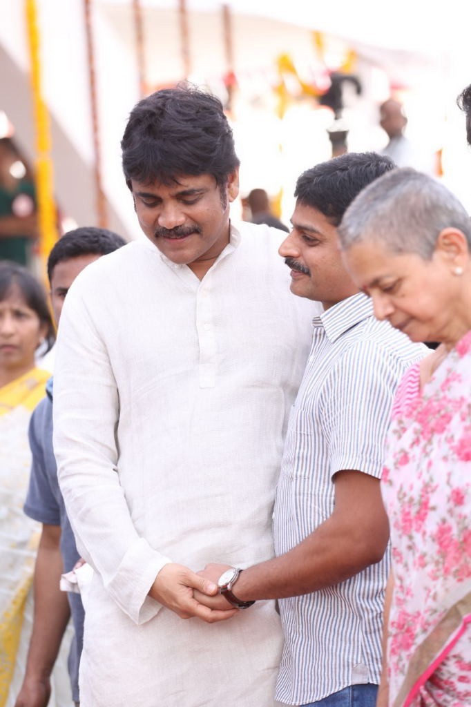 ANR Condolences Photos 09 - 28 / 440 photos