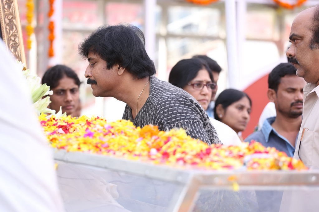 ANR Condolences Photos 09 - 74 / 440 photos