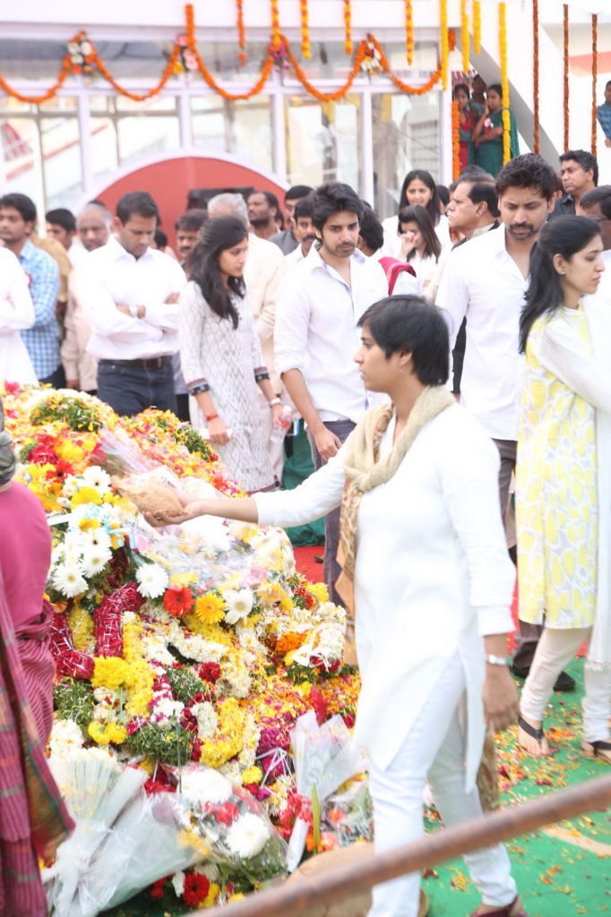 ANR Condolences Photos 09 - 93 / 440 photos