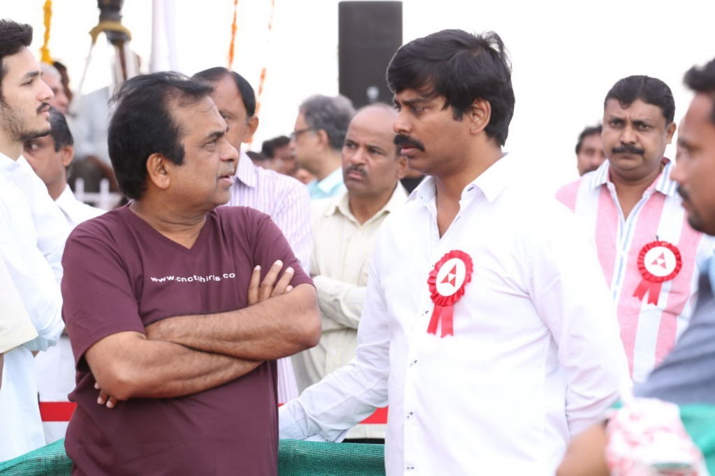 ANR Condolences Photos 09 - 96 / 440 photos