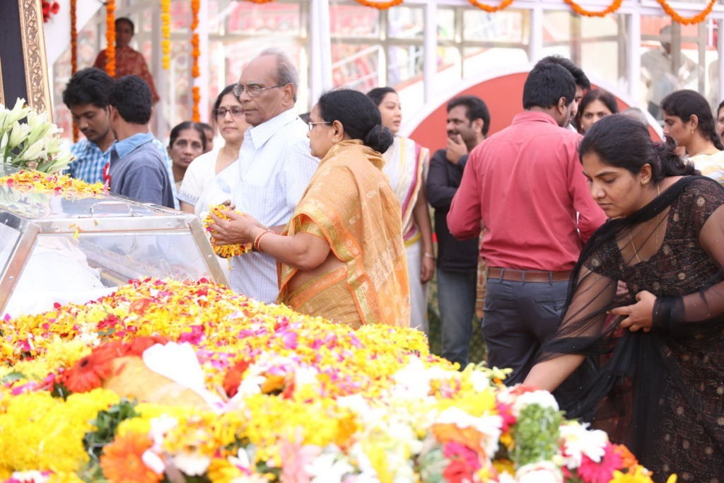 ANR Condolences Photos 09 - 144 / 440 photos