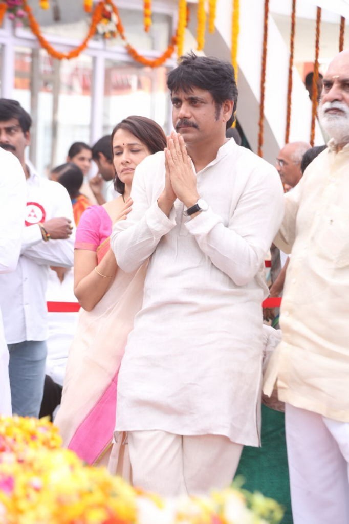 ANR Condolences Photos 09 - 211 / 440 photos