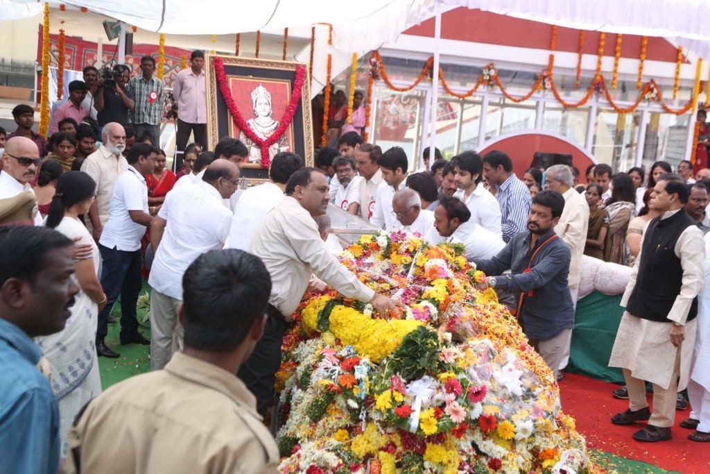 ANR Condolences Photos 09 - 222 / 440 photos