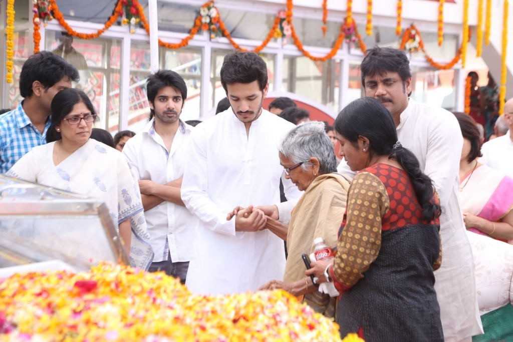 ANR Condolences Photos 09 - 239 / 440 photos