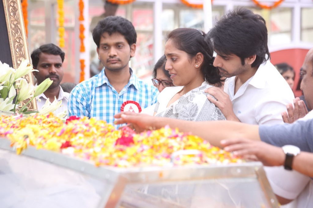 ANR Condolences Photos 09 - 240 / 440 photos