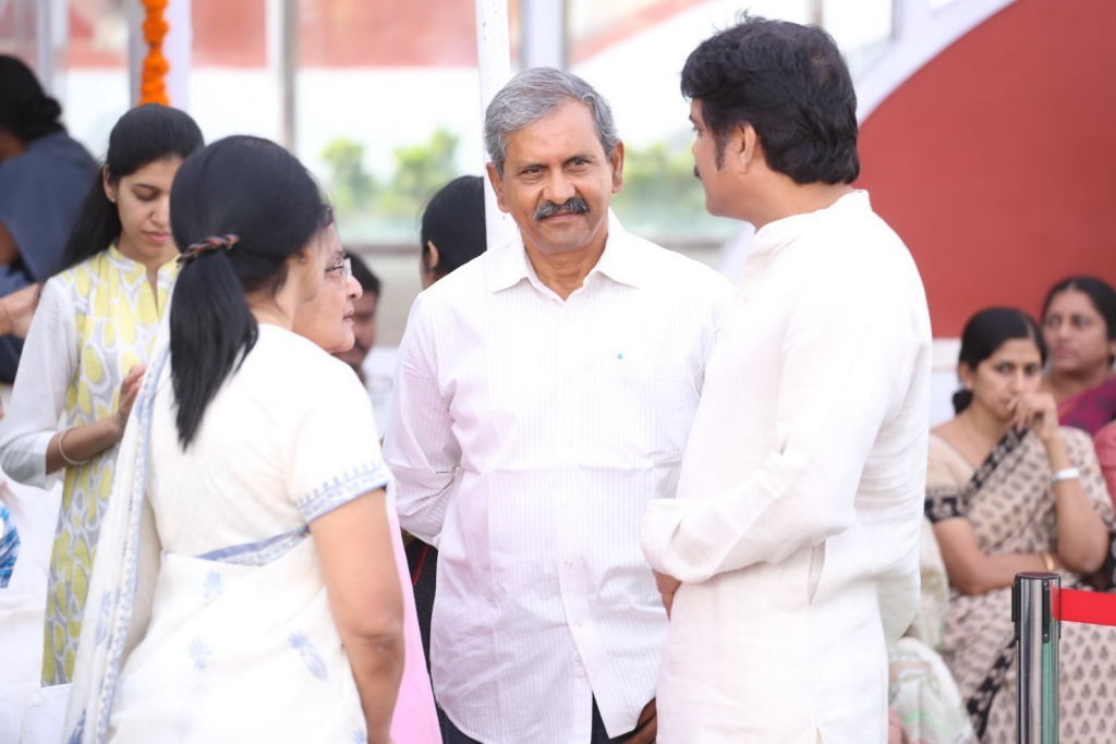 ANR Condolences Photos 09 - 269 / 440 photos