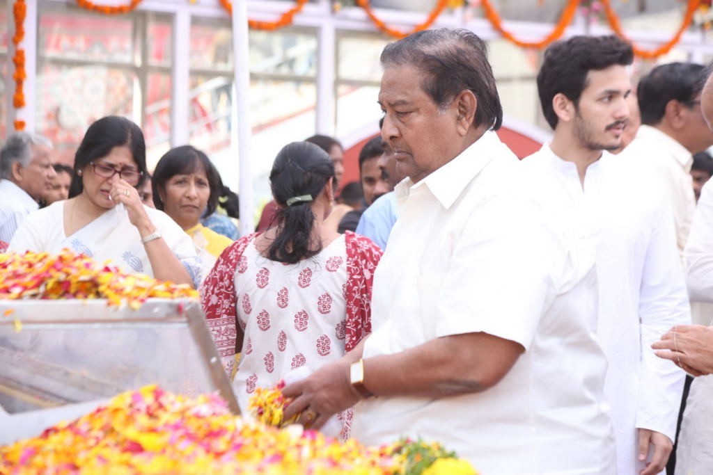 ANR Condolences Photos 09 - 279 / 440 photos