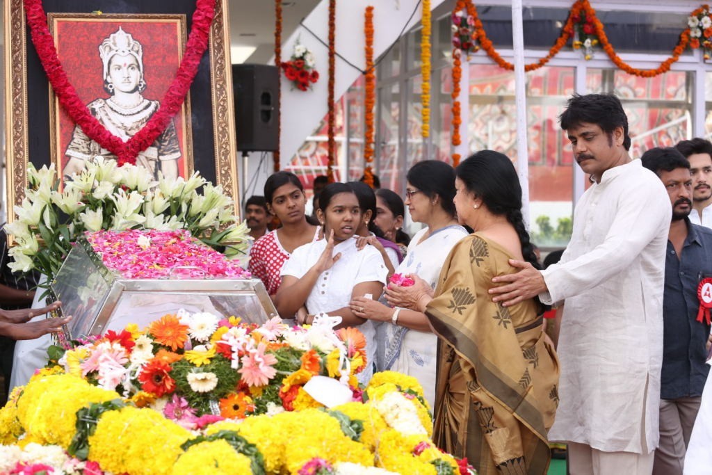 ANR Condolences Photos 09 - 296 / 440 photos