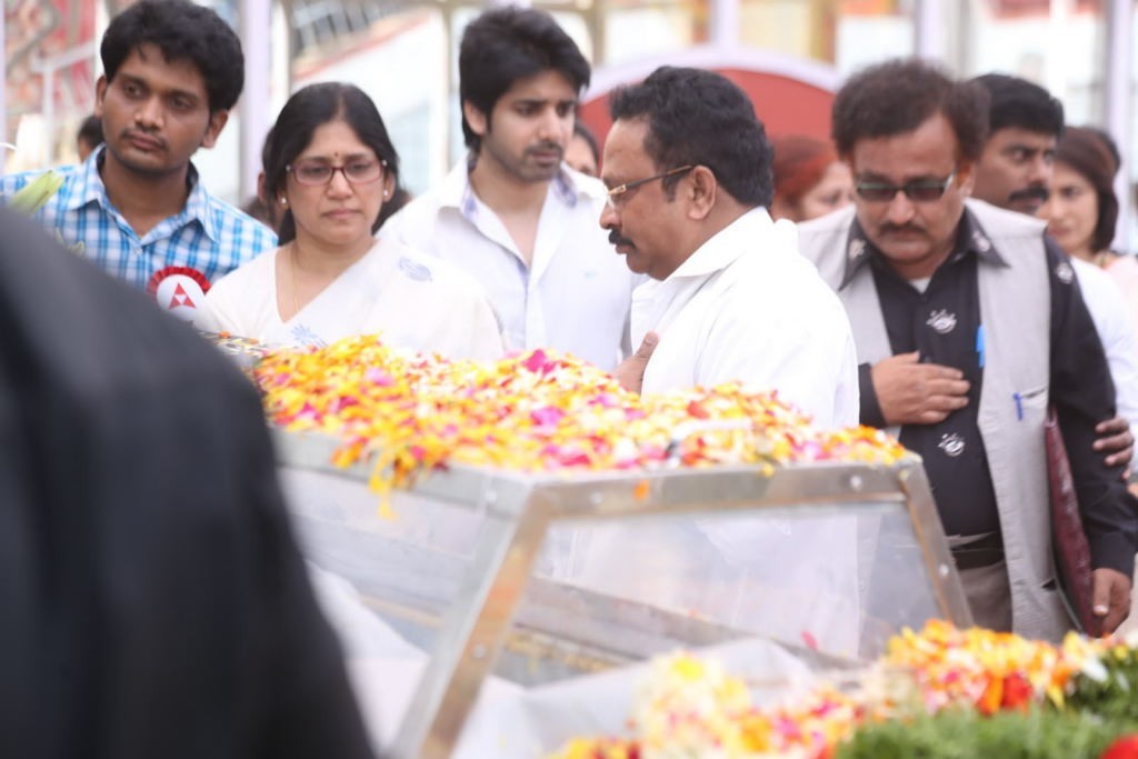 ANR Condolences Photos 09 - 299 / 440 photos