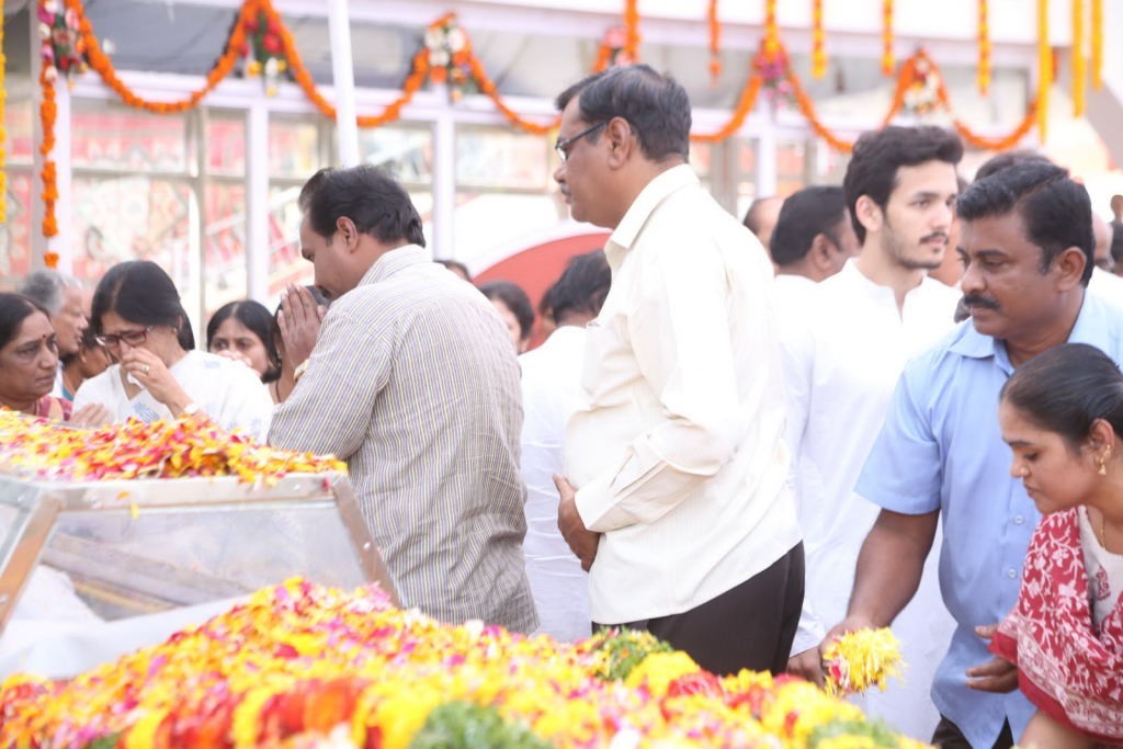 ANR Condolences Photos 09 - 350 / 440 photos