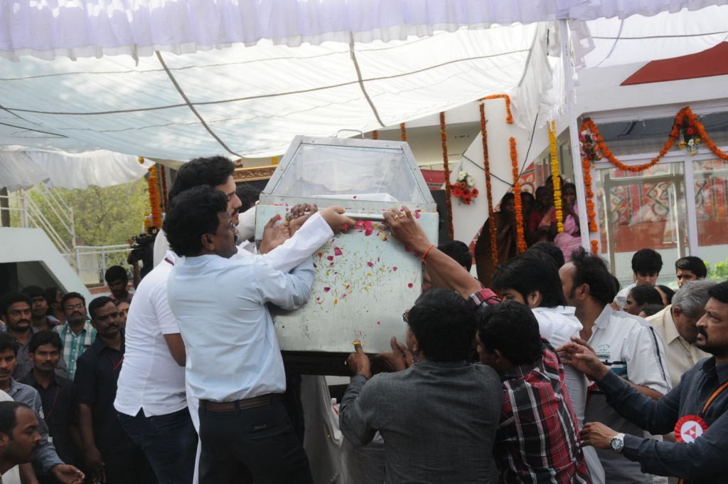 ANR Cremation Photos 02  - 7 / 192 photos