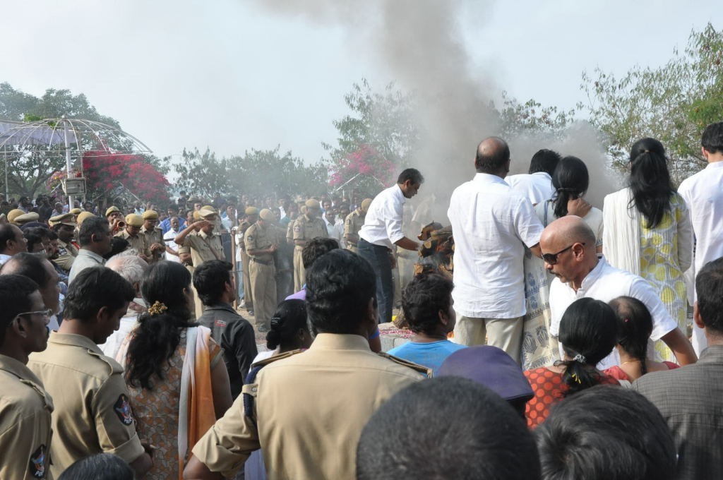 ANR Cremation Photos 02  - 68 / 192 photos
