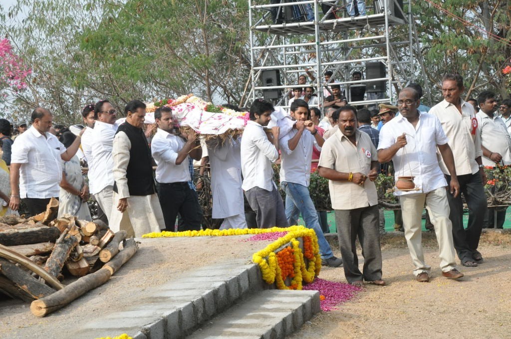 ANR Cremation Photos 02  - 88 / 192 photos