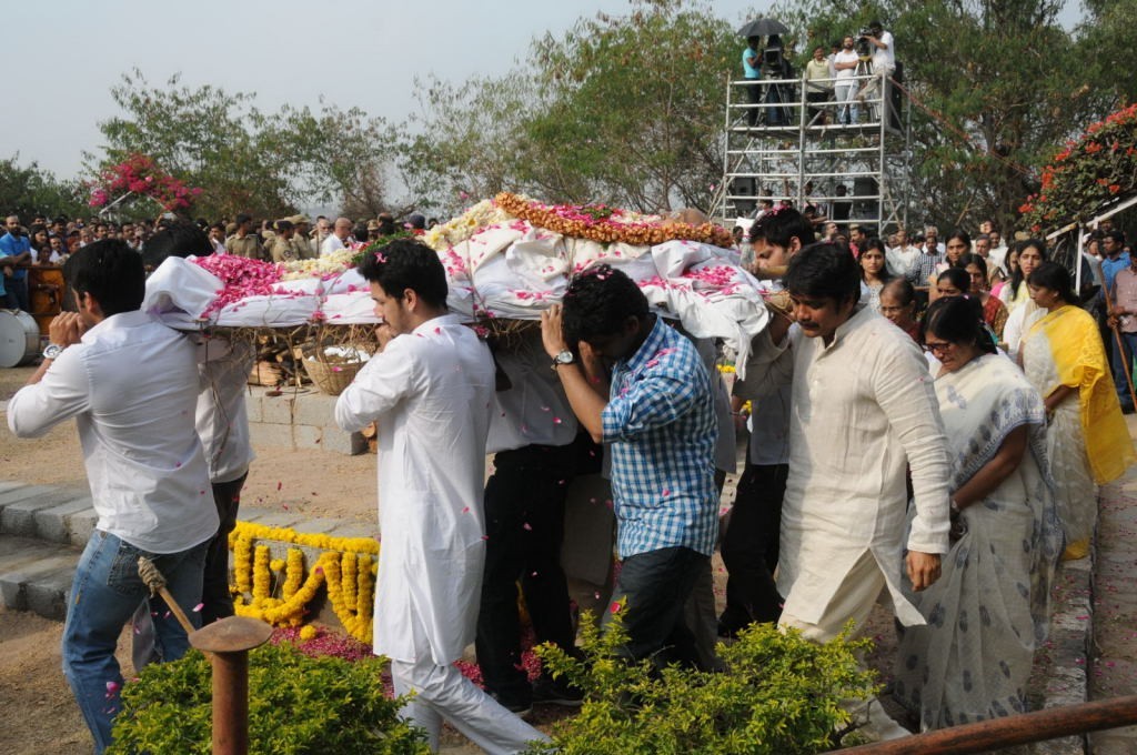 ANR Cremation Photos 02  - 96 / 192 photos