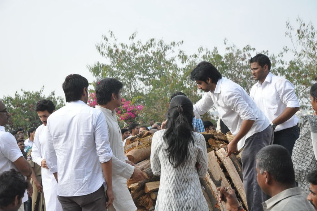 ANR Cremation Photos 02  - 111 / 192 photos