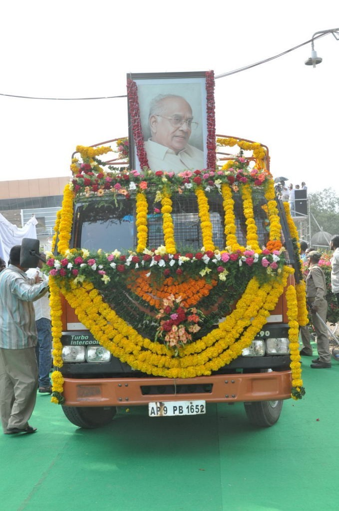 ANR Cremation Photos 02  - 112 / 192 photos