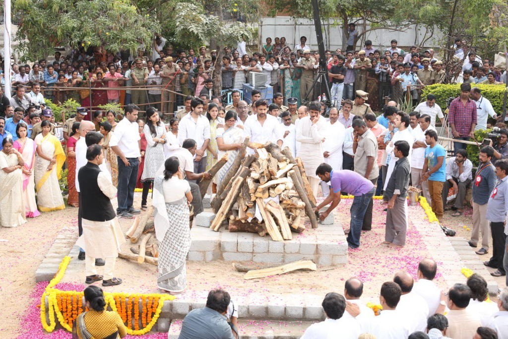 ANR Cremation Photos 01  - 82 / 493 photos