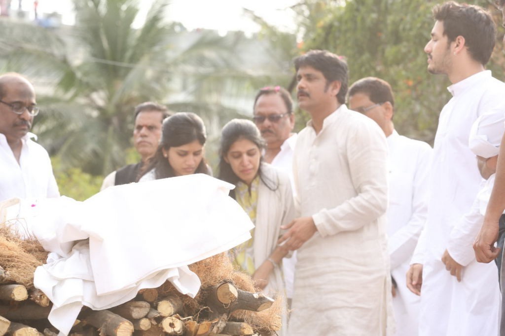 ANR Cremation Photos 01  - 417 / 493 photos