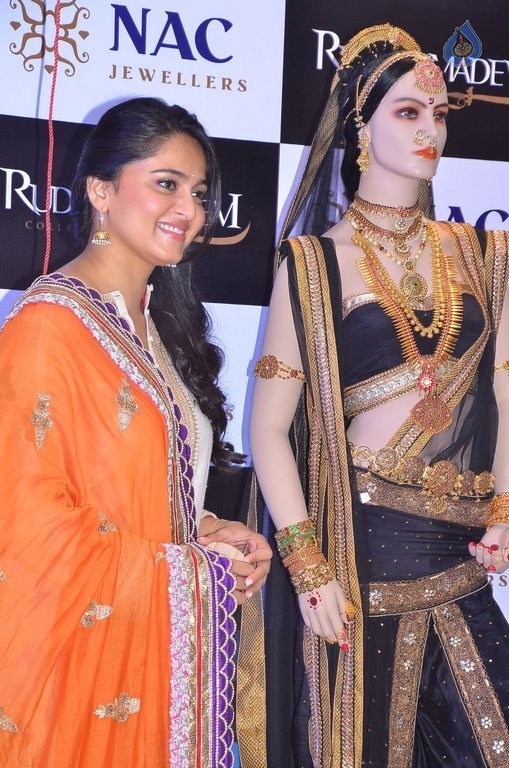Anushka at NAC Rudhramadevi Jewellery Introduce - 1 / 42 photos