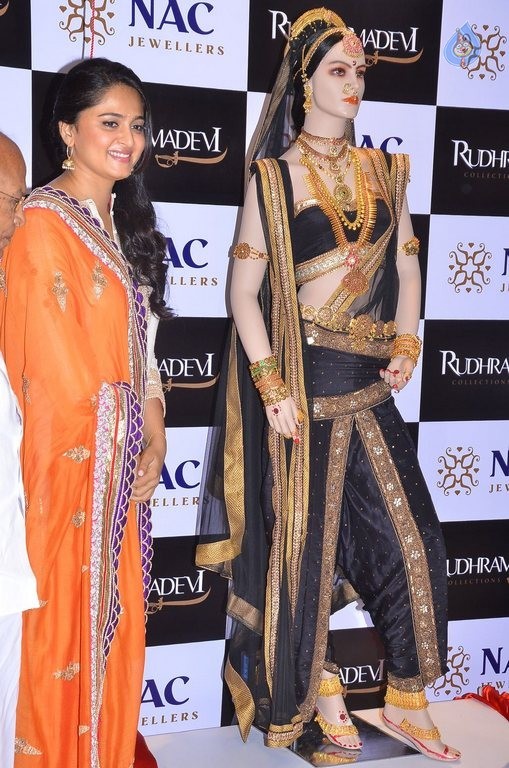 Anushka at NAC Rudhramadevi Jewellery Introduce - 28 / 42 photos
