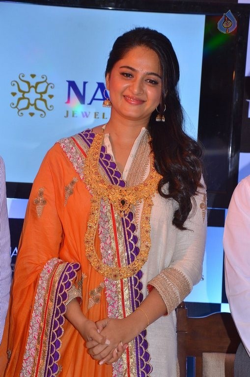 Anushka at NAC Rudhramadevi Jewellery Introduce - 33 / 42 photos
