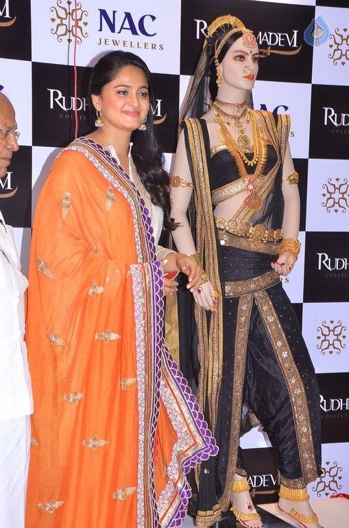 Anushka at NAC Rudhramadevi Jewellery Introduce - 34 / 42 photos