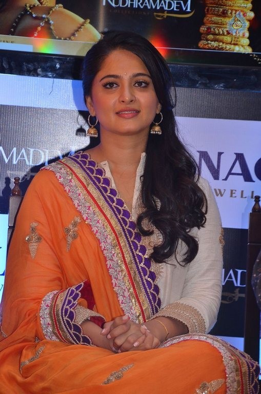 Anushka at NAC Rudhramadevi Jewellery Introduce - 40 / 42 photos
