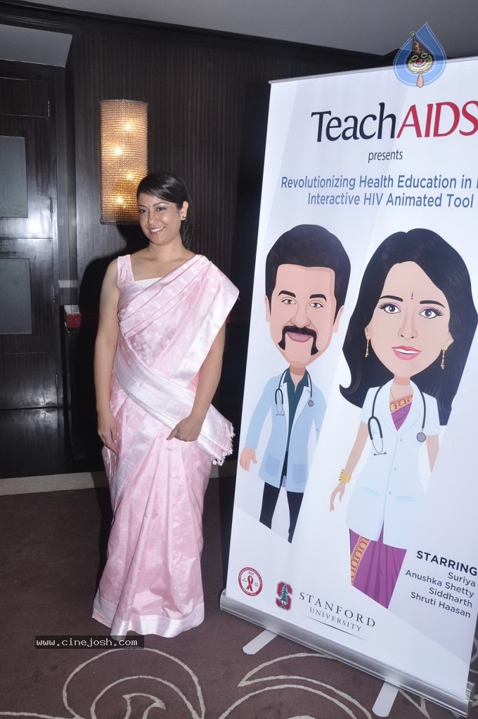 Anushka at TeachAIDS Press Meet - 28 / 52 photos