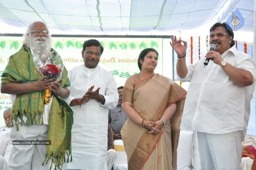AP Cine Workers Chitrapuri Colony Inauguration - 93 / 290 photos