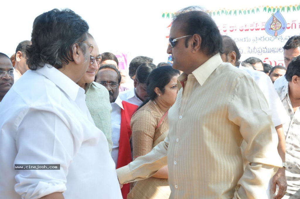 AP Cine Workers Chitrapuri Colony Inauguration - 115 / 290 photos